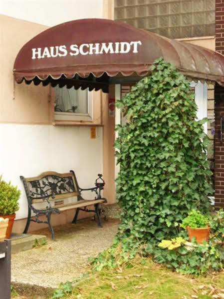 Schmidt Garni Hotel 3*
